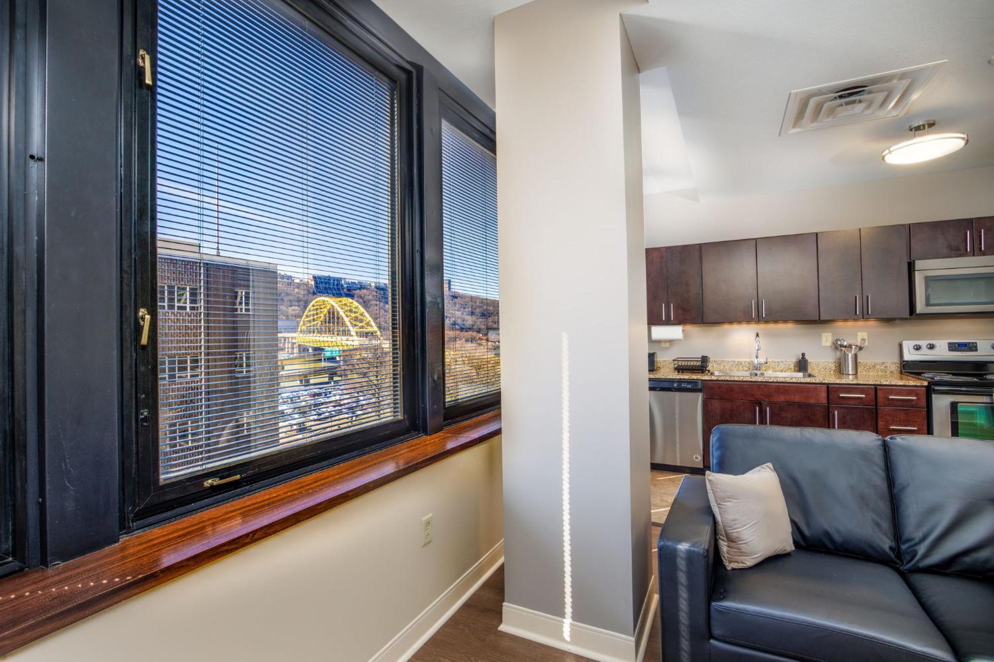 Modern Chic Heart Of Pittsburgh 24-7 Parking Gym Lounge Appartement Buitenkant foto